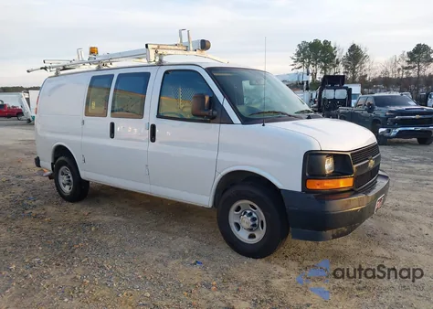 2017 Chevrolet Express 2500 Work Van из США, поврежденный, VIN 1GCWGAFF8H1246565